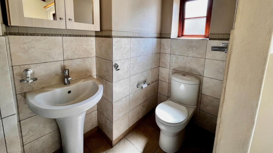 3 Bedroom Property for Sale in Waterval East North West
